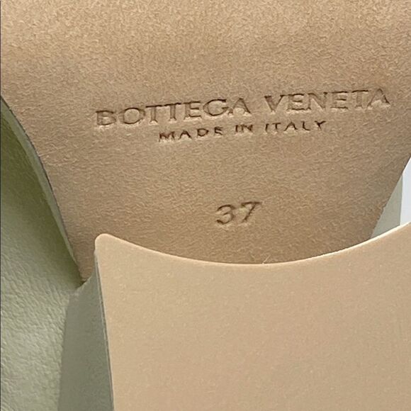 Bottega Veneta Platform Leather Mules size 37 - Picture 11 of 11